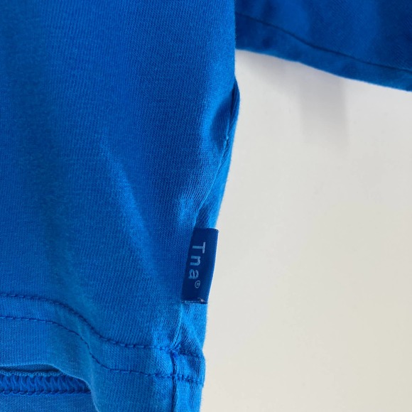 Aritzia Crop T-Shirts Tee Crew Short Sleeve Sizes S/XS Blue Lime - Picture 5 of 6